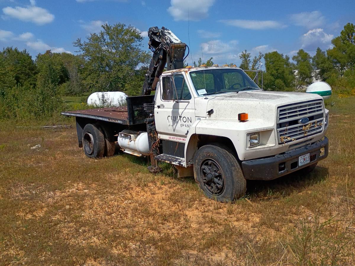 Ford-f800-1989-17