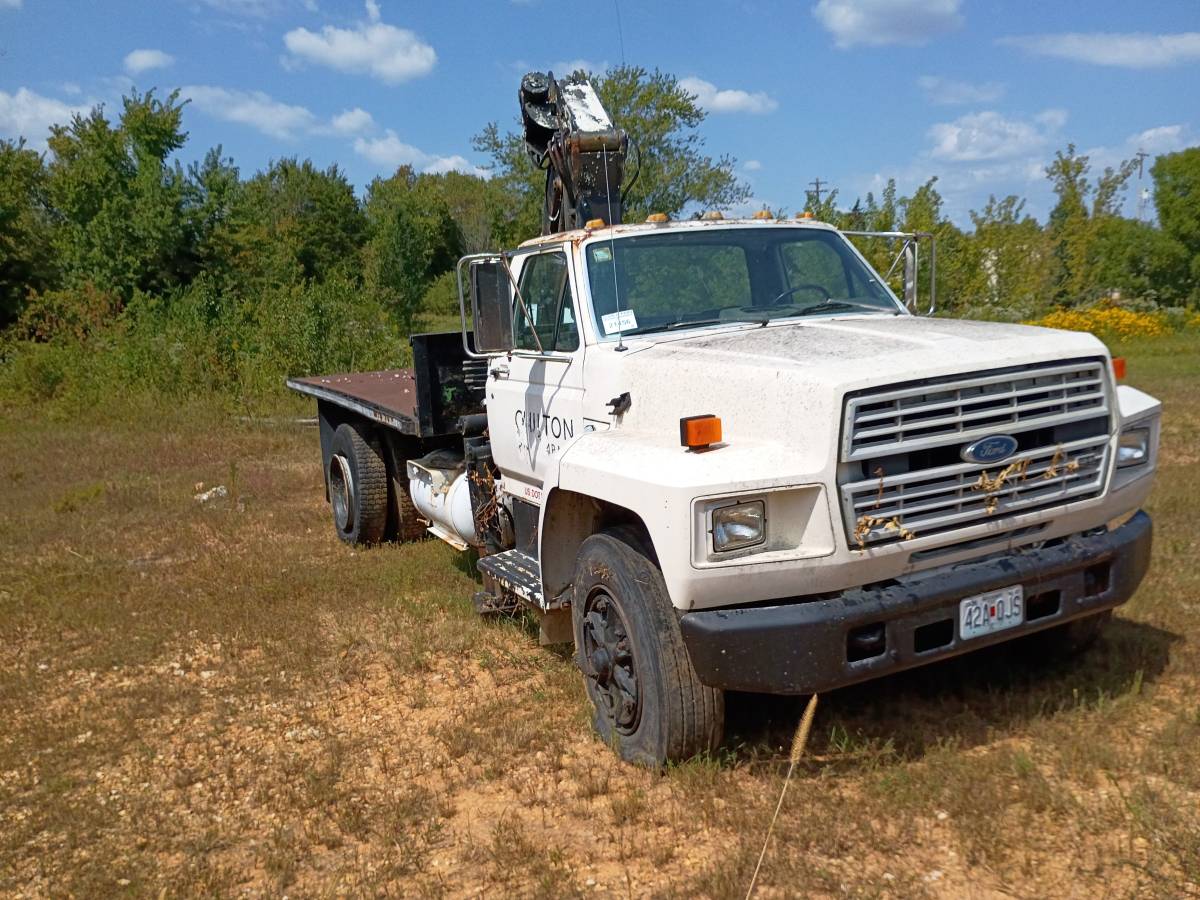 Ford-f800-1989-18