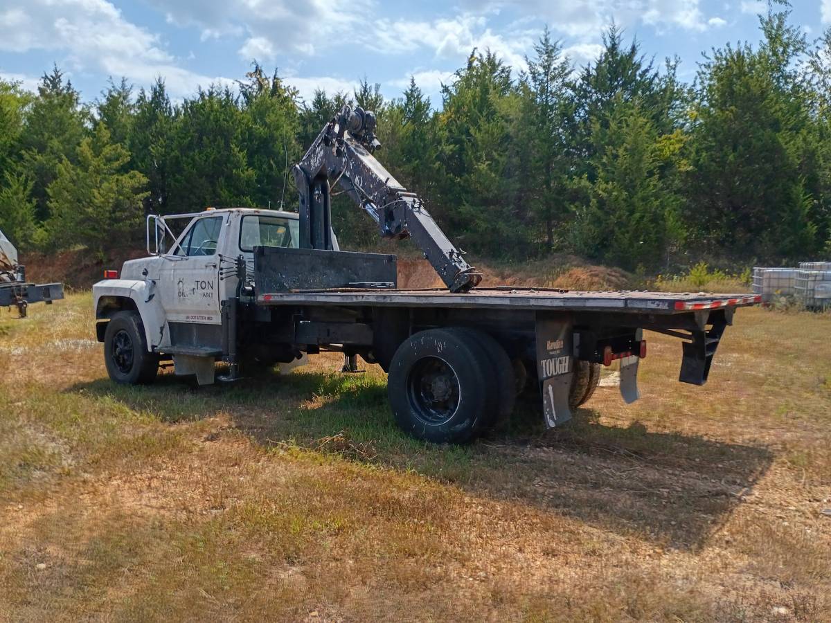 Ford-f800-1989-5