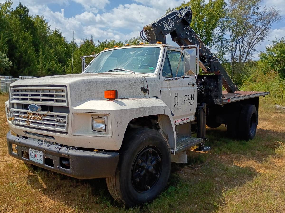 Ford-f800-1989