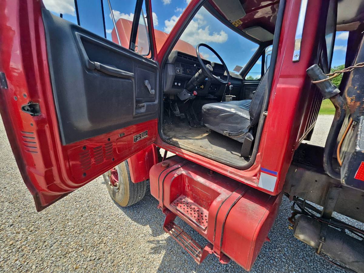 Ford-f800-diesel-1993-19