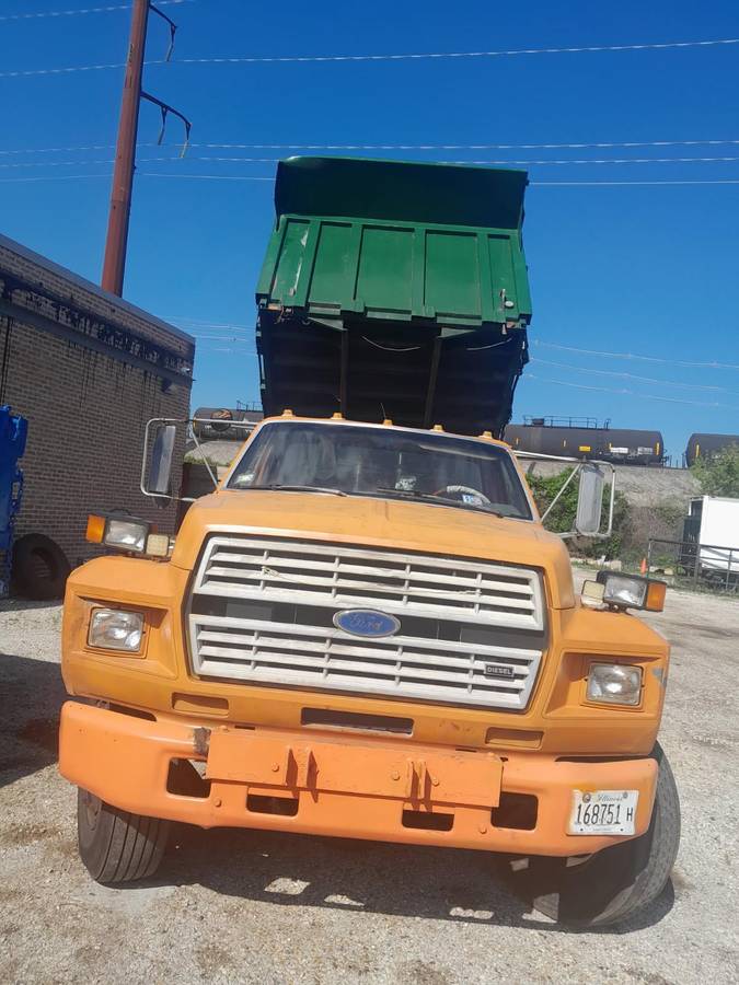 Ford-f800-dump-truck-diesel-1990