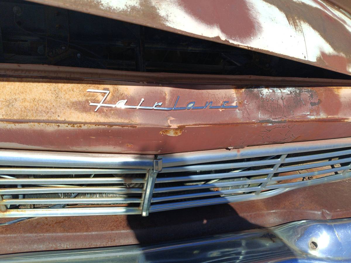 Ford-fairlane-1957