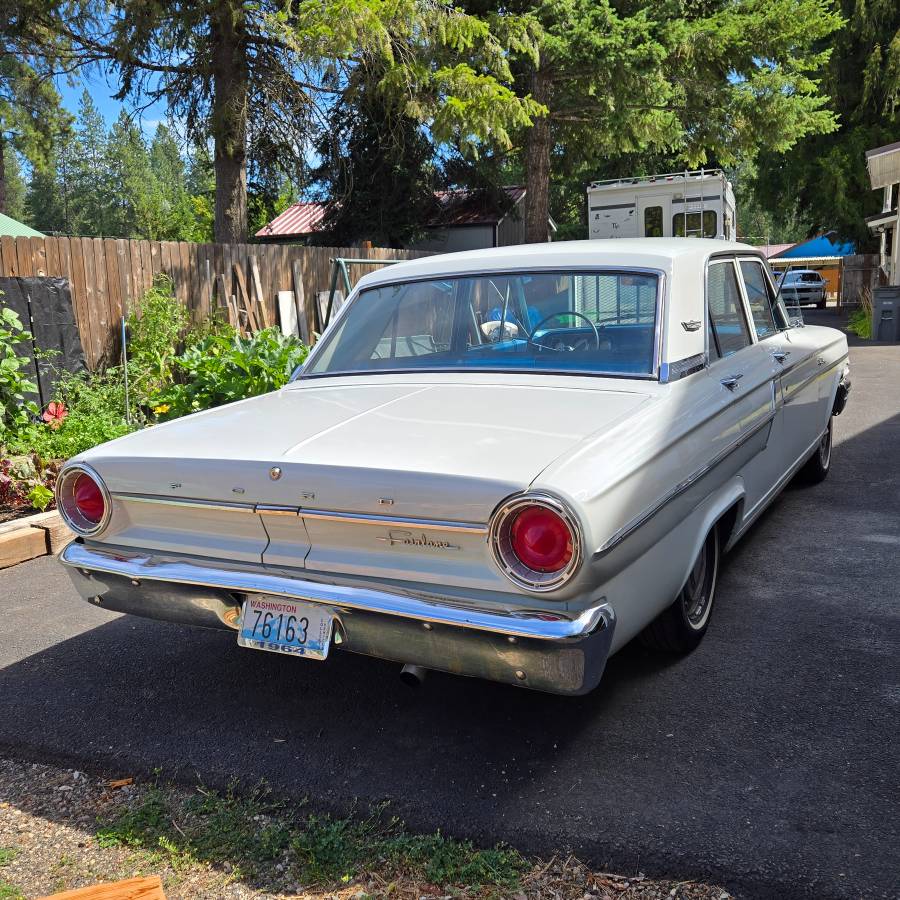 Ford-fairlane-1964-white-26