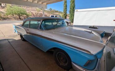 Ford-fairlane-500-1957-blue-1