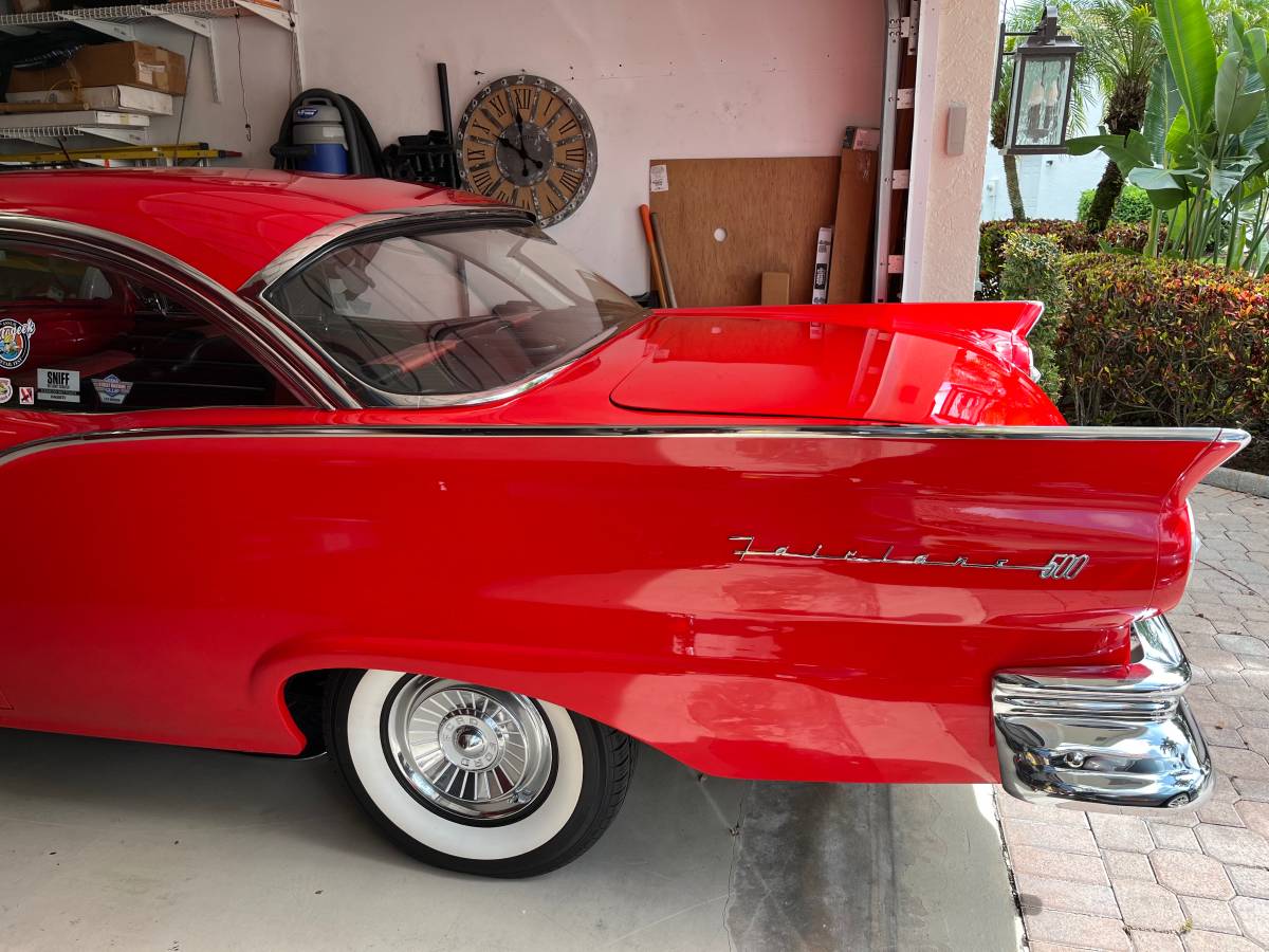 Ford-fairlane-500-1957-red-2