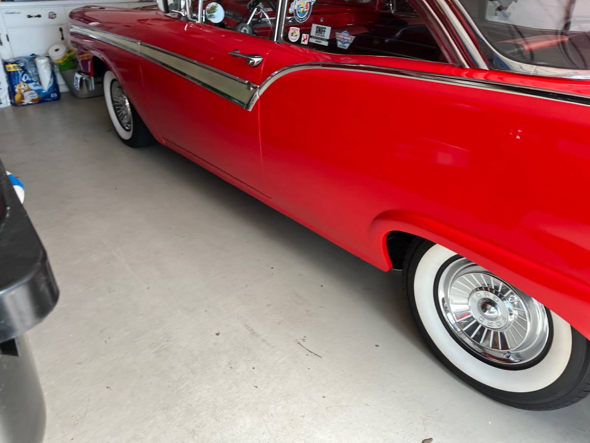 Ford-fairlane-500-1957-red-5