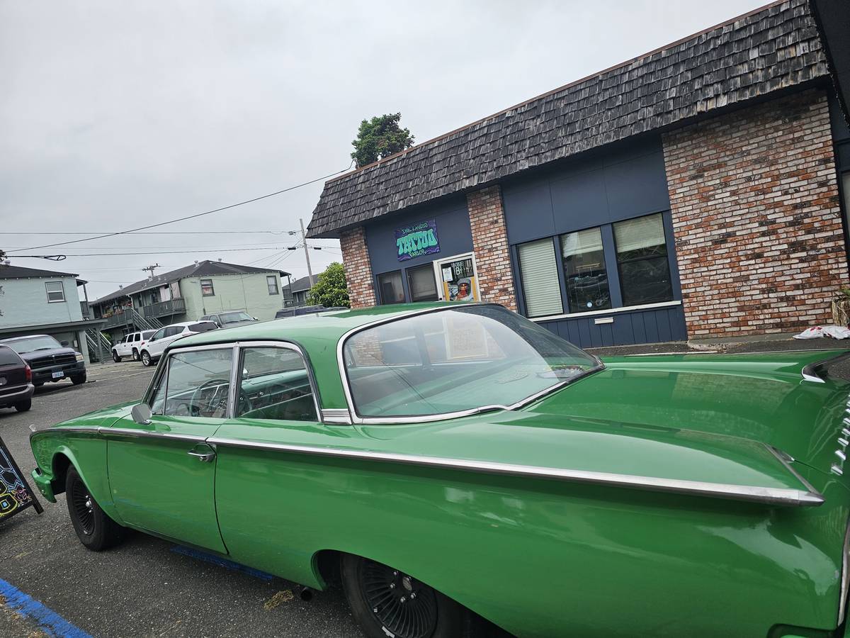Ford-fairlane-500-1960-green