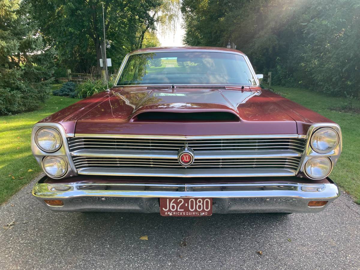 Ford-fairlane-500-xl-1966-red-4