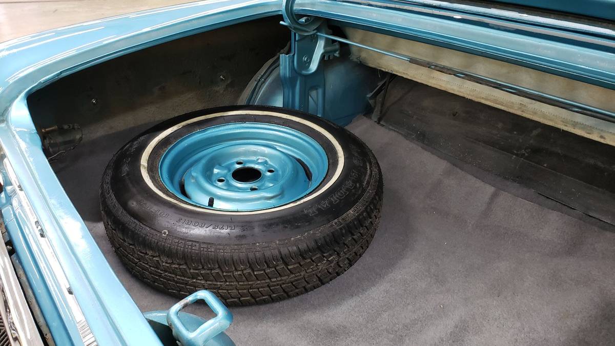 Ford-falcon-futura-1963-blue-17