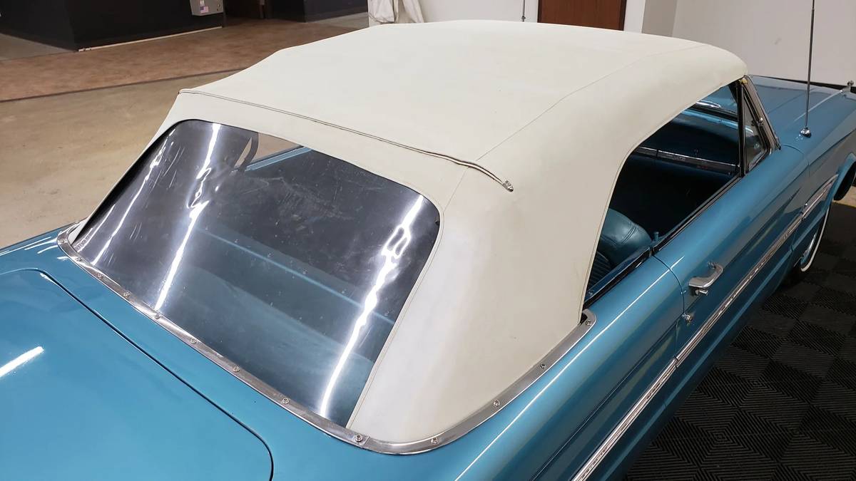 Ford-falcon-futura-convertible-1963-blue-7