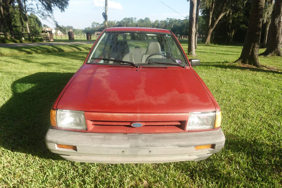 Ford-festiva-1989-1