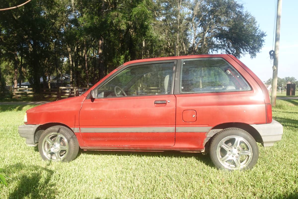 Ford-festiva-1989-2