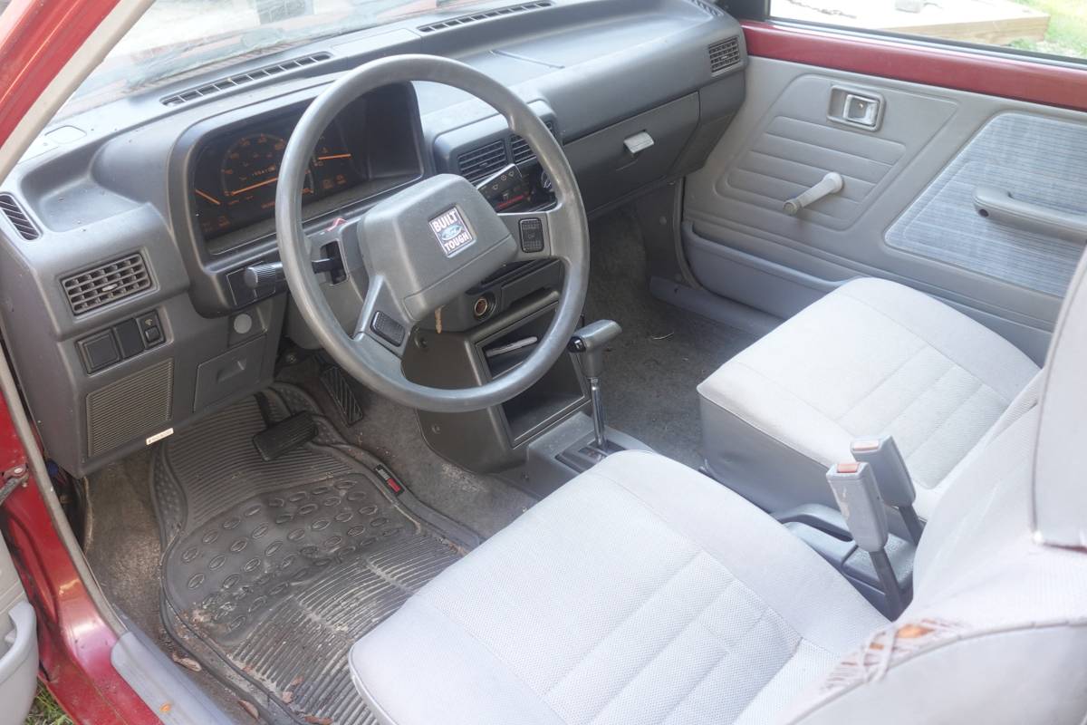 Ford-festiva-1989-8