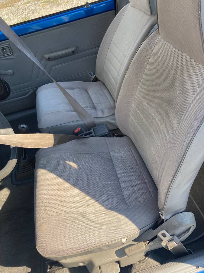 Ford-festiva-1993-blue-7