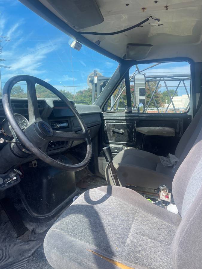 Ford-ft900-diesel-1991-red-1