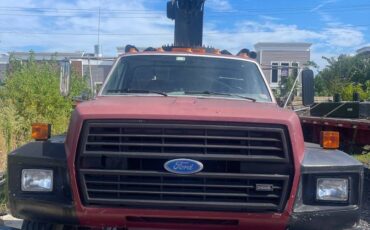 Ford-ft900-diesel-1991-red