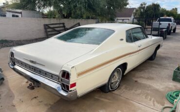 Ford-galaxie-1968-yellow-1