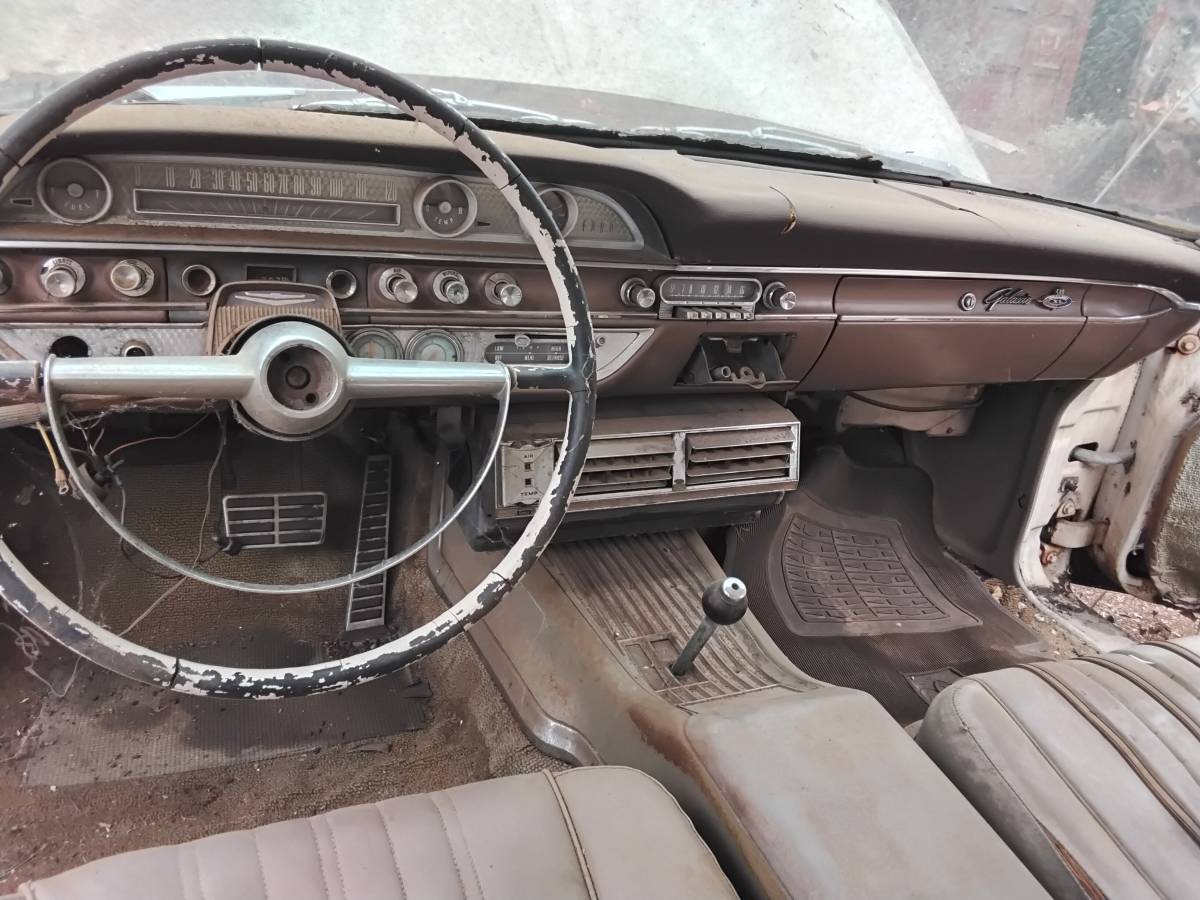 Ford-galaxie-500-1962-yellow-3