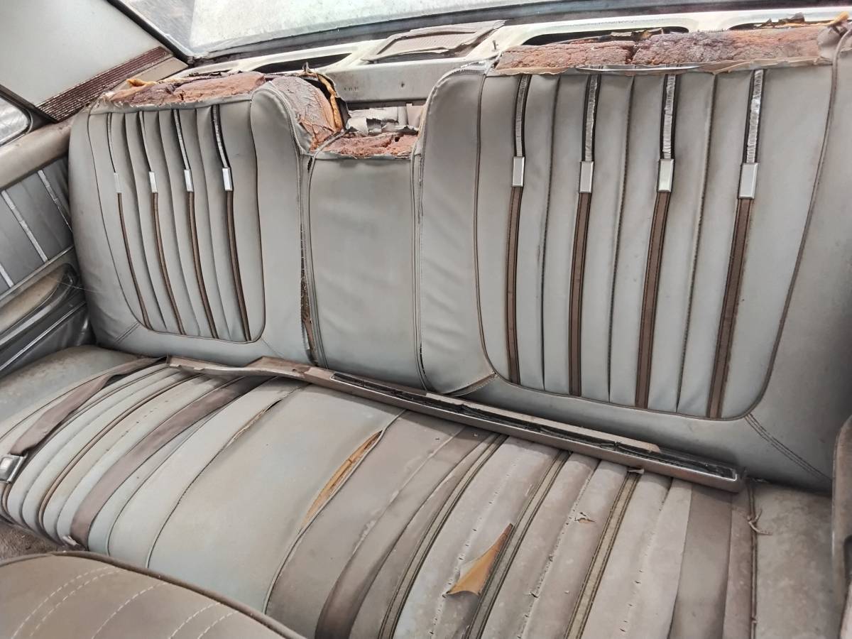 Ford-galaxie-500-1962-yellow-5