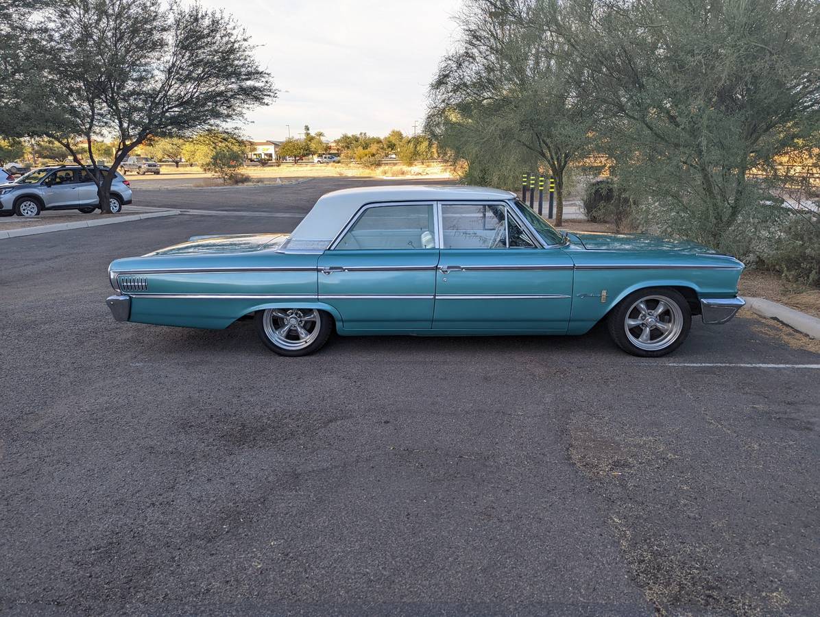 Ford-galaxie-500-1963-custom-4