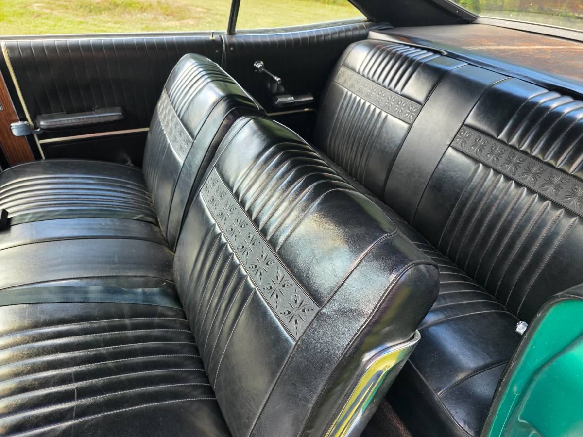 Ford-galaxie-500-1967-green-1