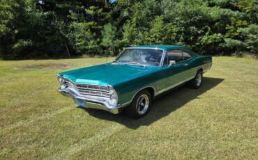 Ford-galaxie-500-1967-green