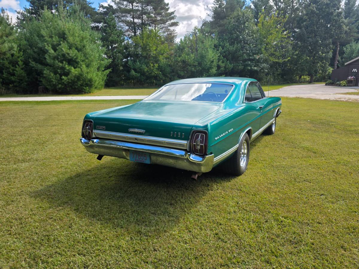 Ford-galaxie-500-1967-green-7