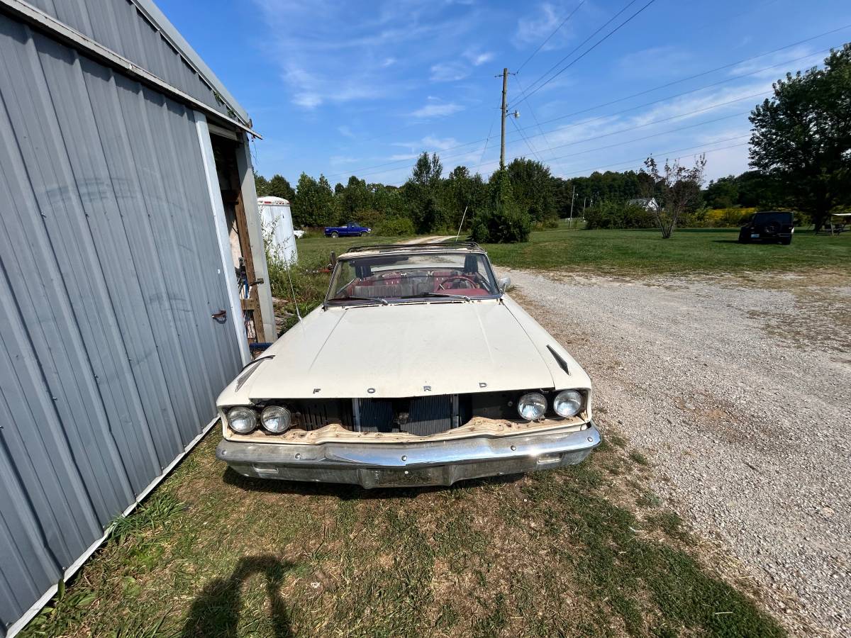Ford-galaxie-500-convertible-1963-white