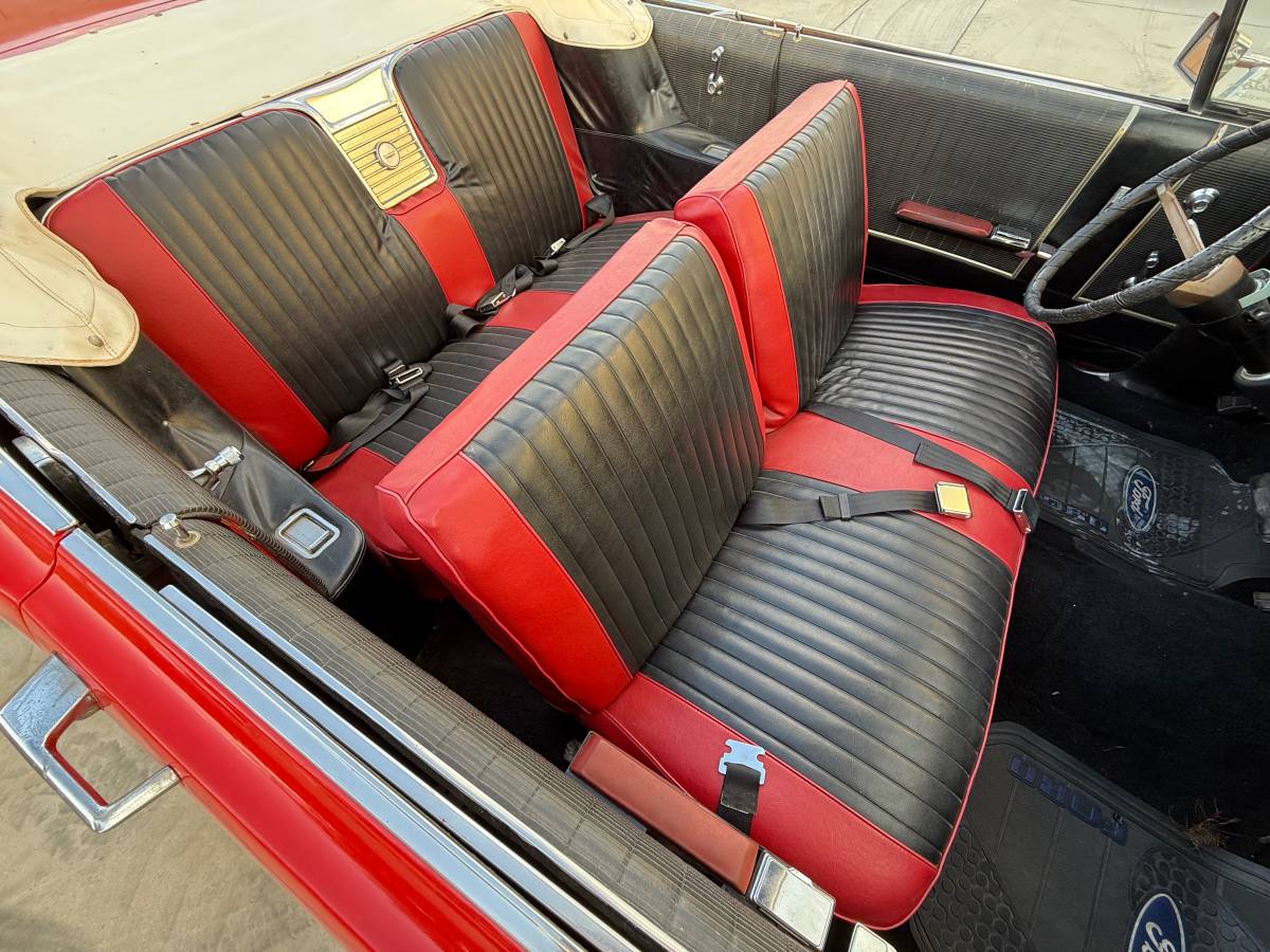 Ford-galaxie-500-convertible-1965-9