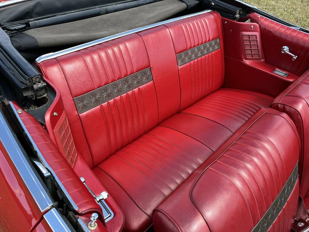 Ford-galaxie-500-rag-top-1967-red-1
