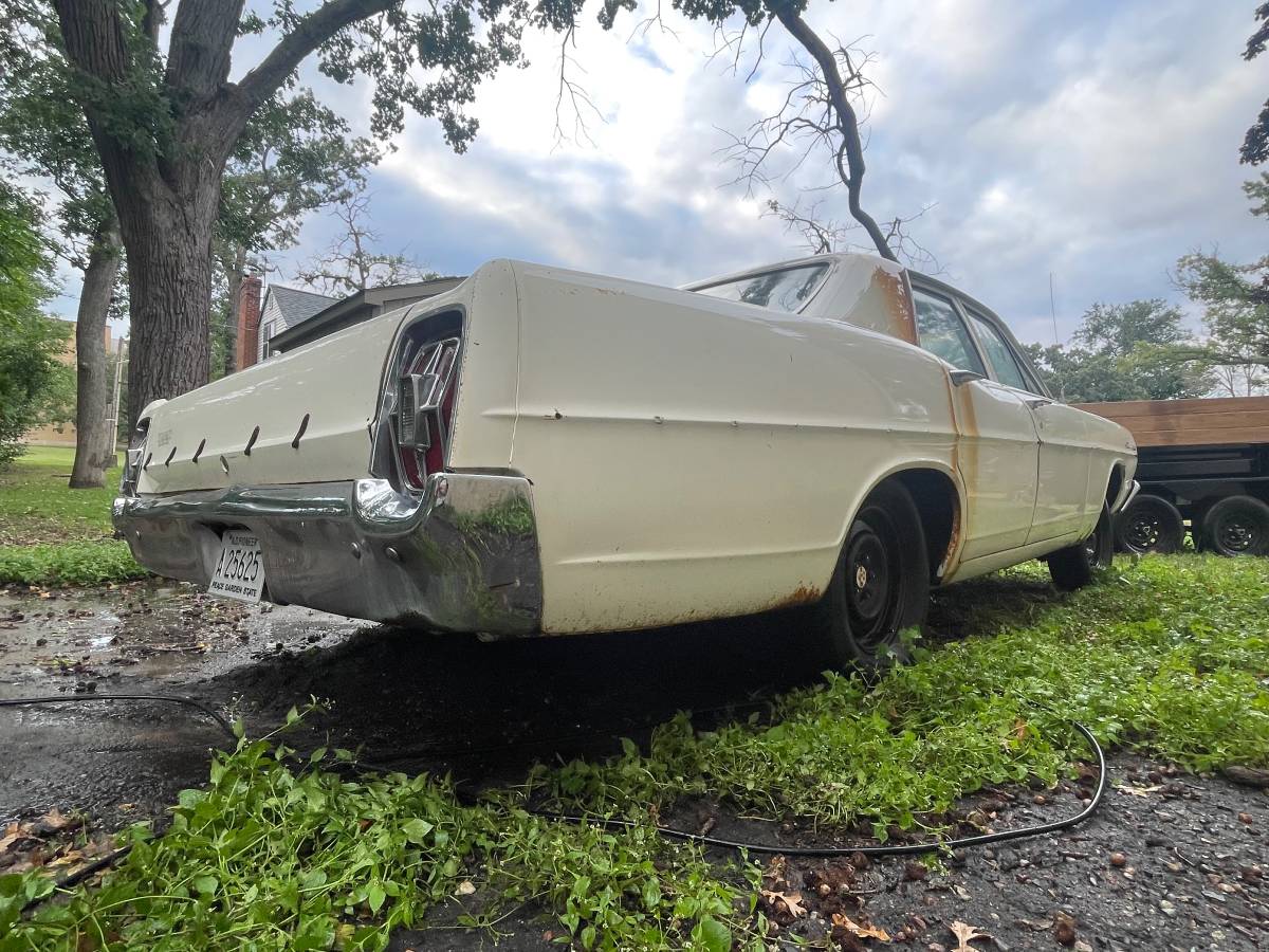 Ford-galaxy-500-1967-9