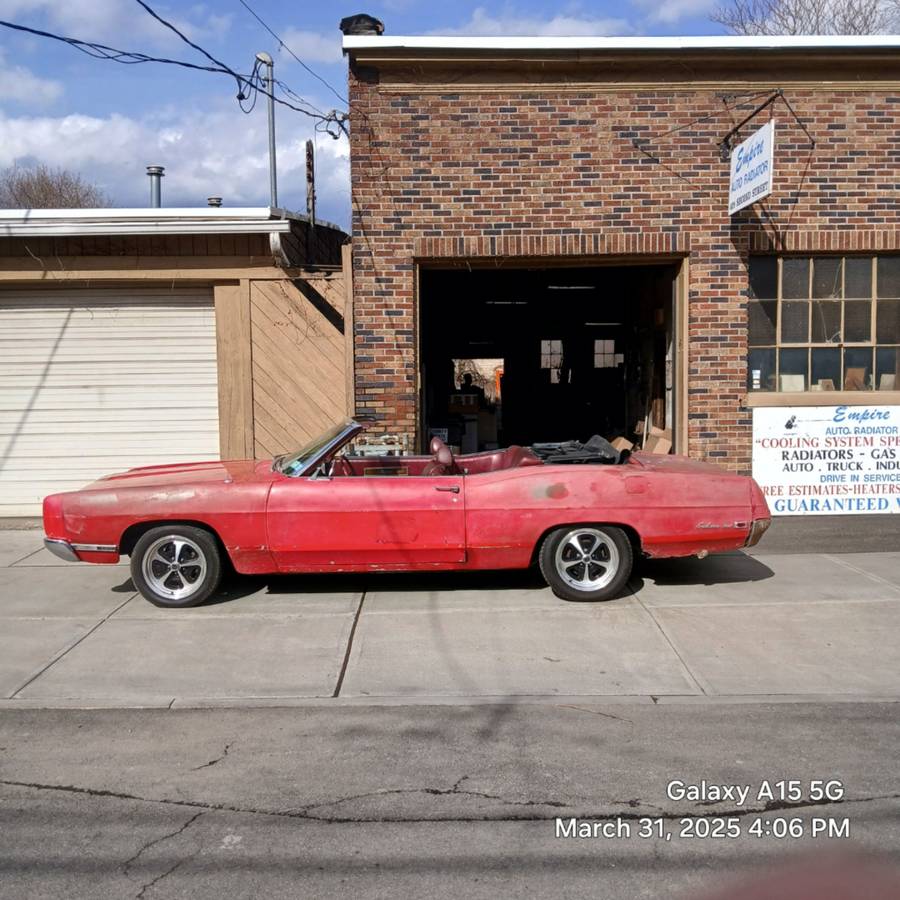 Ford-galaxy-500-convertible-1969-red