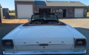 Ford-galaxy-500-xl-1966-white-2