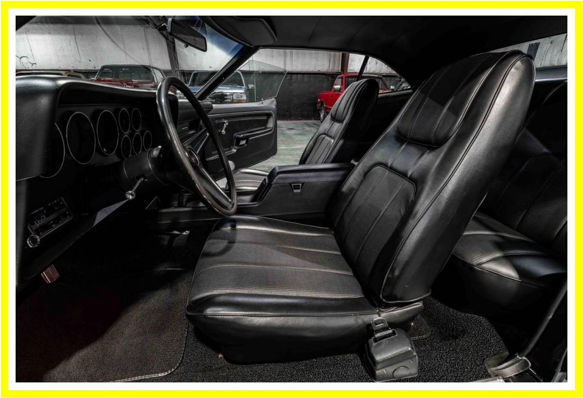 Ford-gran-torino-sport-1972-black-21