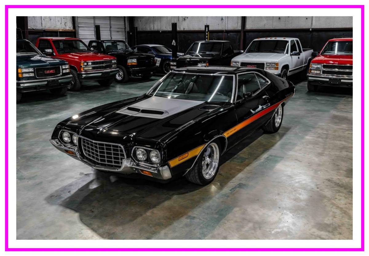 Ford-gran-torino-sport-1972-black-27