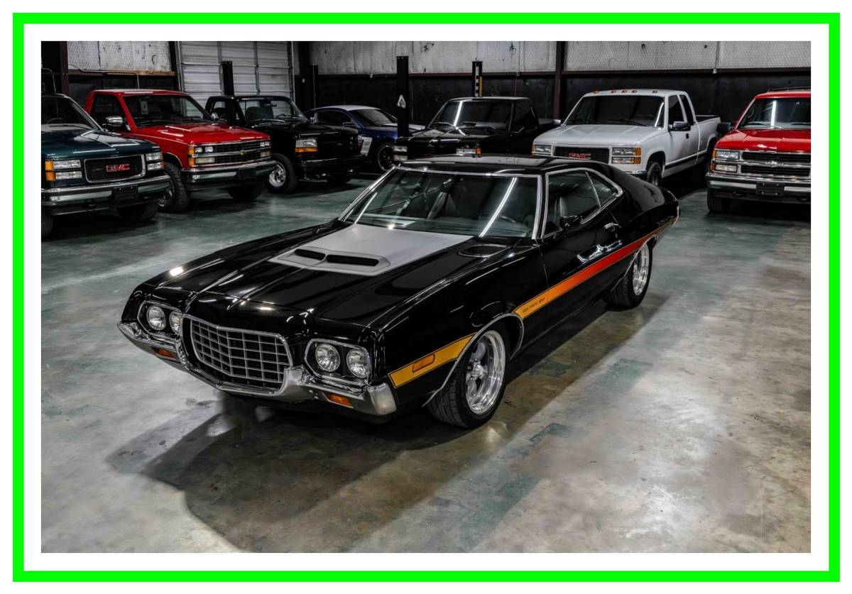 Ford-gran-torino-sport-1972-black-3