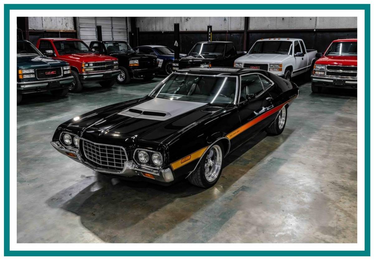 Ford-gran-torino-sport-1972-black-31