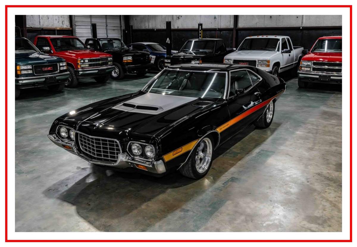 Ford-gran-torino-sport-1972-black-32