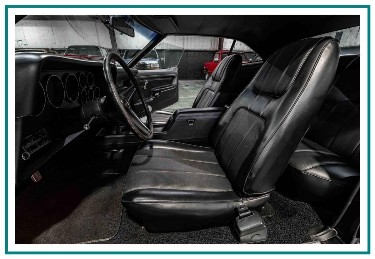 Ford-gran-torino-sport-1972-black-34