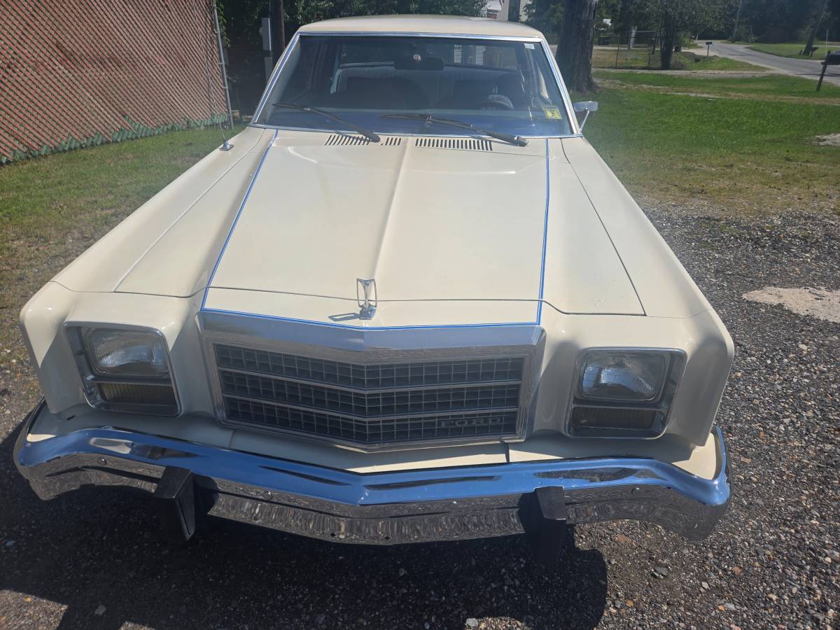 Ford-granada-1980-white-2