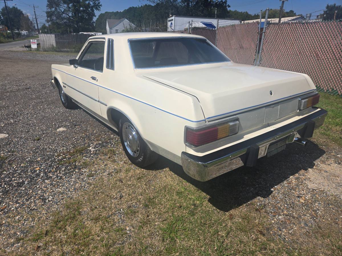 Ford-granada-1980-white-6