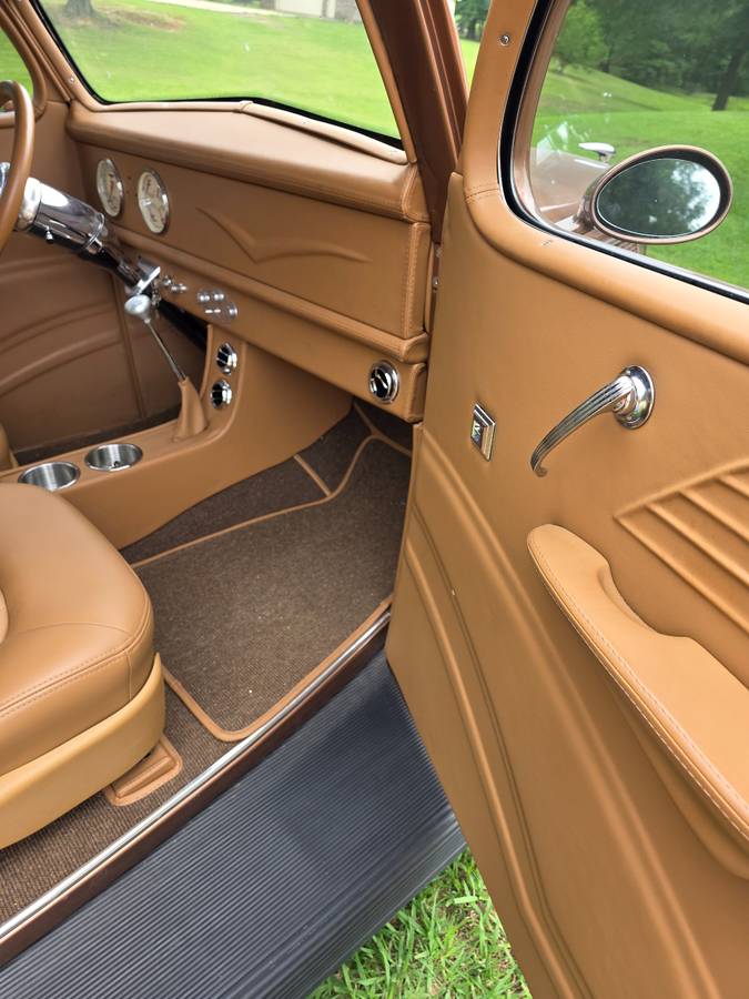 Ford-humpback-1937-1