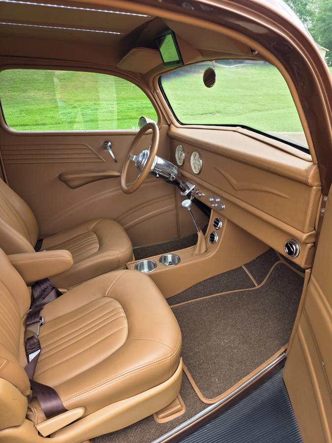 Ford-humpback-1937-10