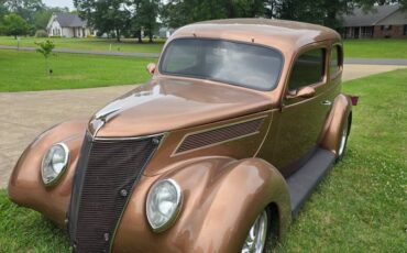Ford-humpback-1937-2