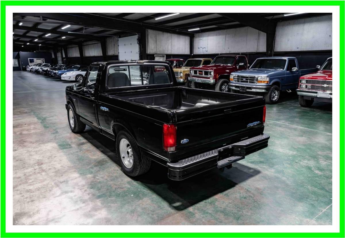 Ford-lightning-1993-black-1