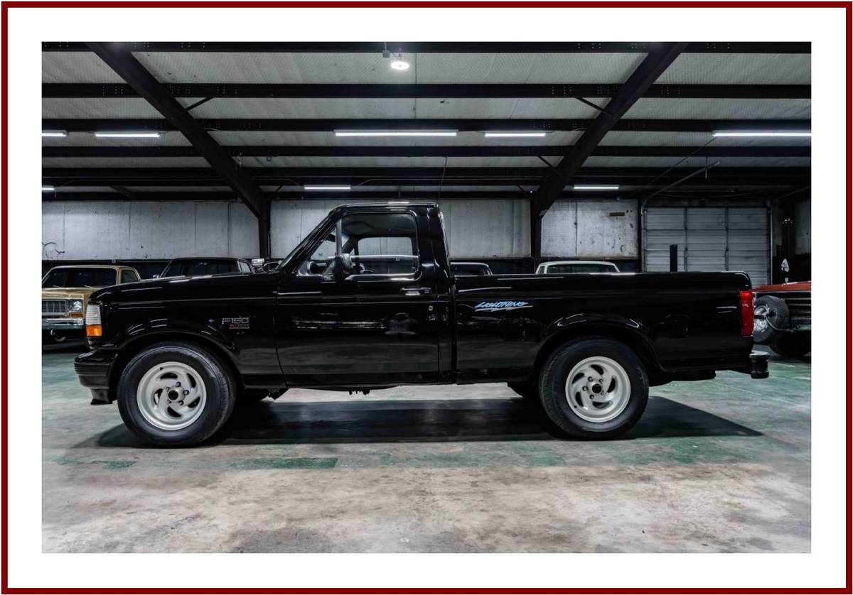 Ford-lightning-1993-black-103