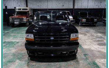 Ford-lightning-1993-black-107
