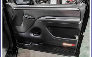 Ford-lightning-1993-black-12
