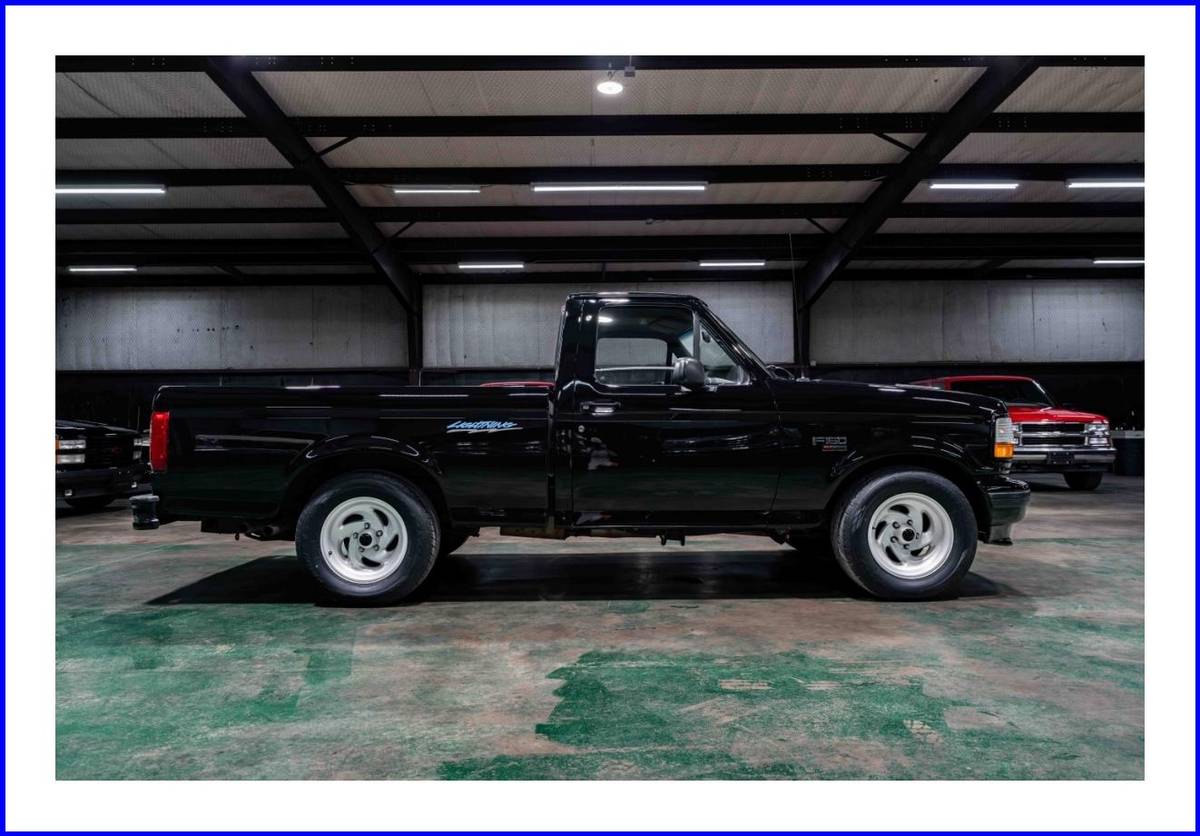 Ford-lightning-1993-black-3
